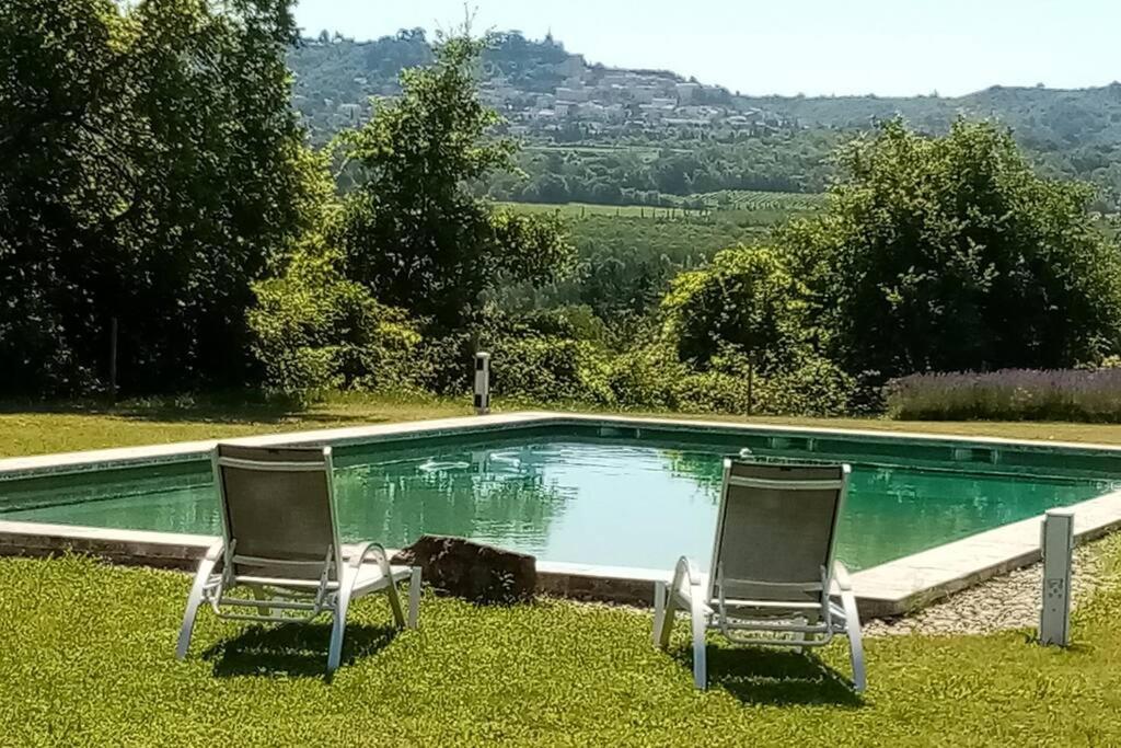 Le Tilleul Lacoste  Exteriér fotografie