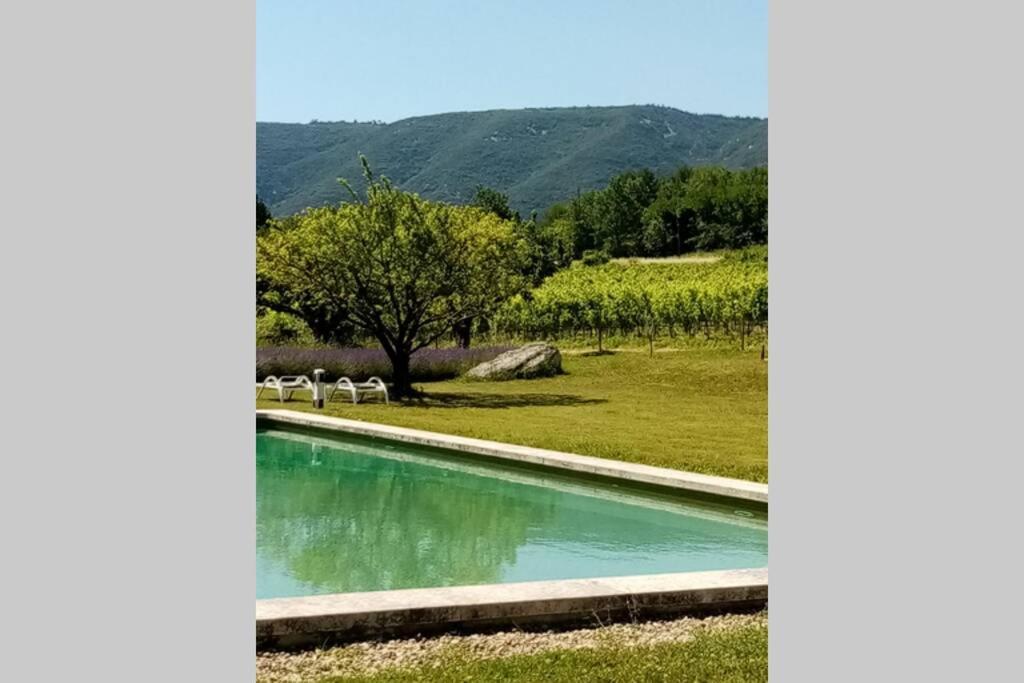 Le Tilleul Lacoste  Exteriér fotografie