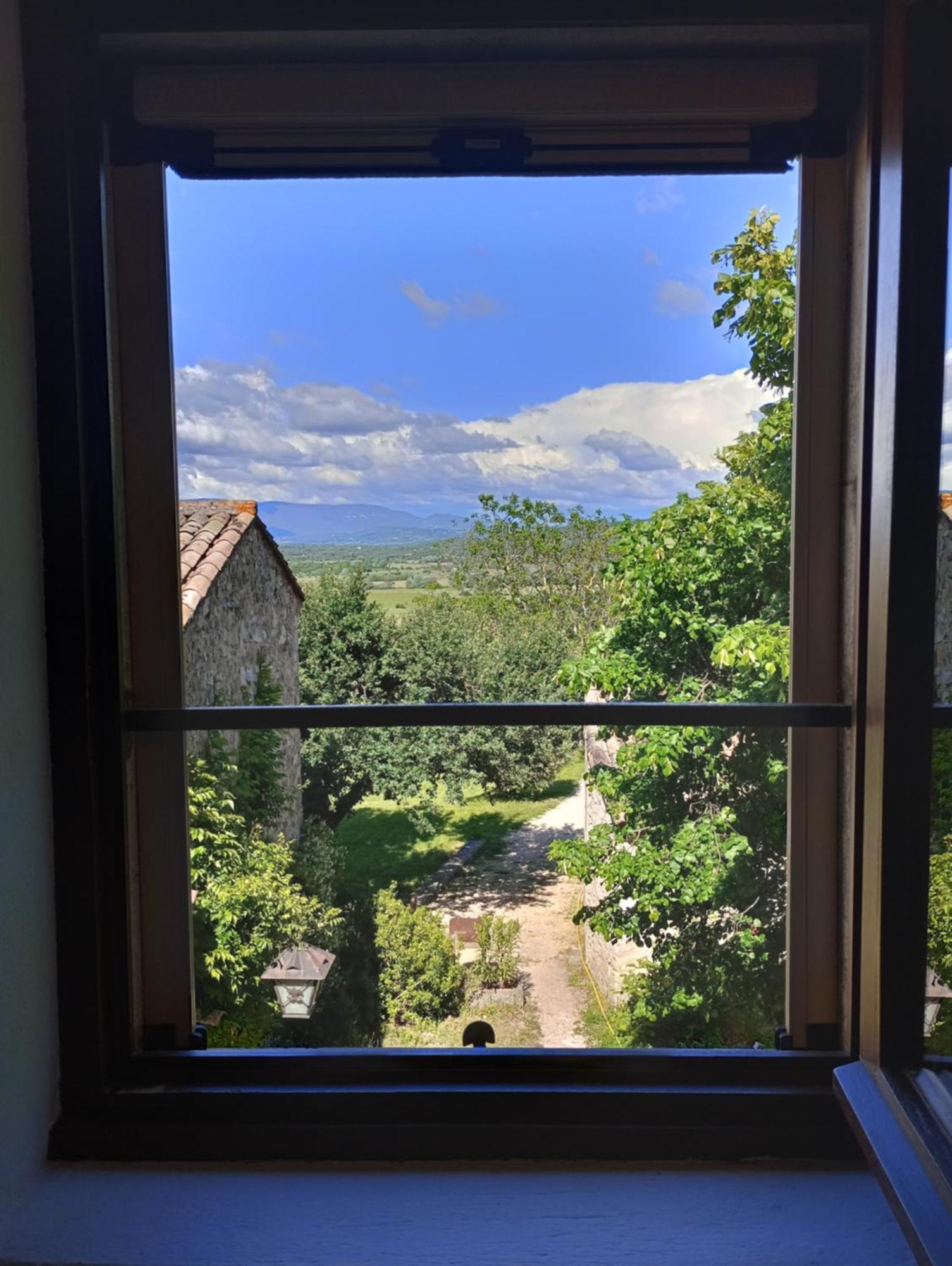 Le Tilleul Lacoste  Exteriér fotografie